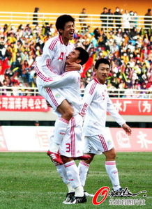 亚青赛预赛 中国8 0横扫关岛 