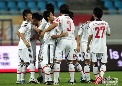 亚青赛预选赛 日本球员集体致谢中国观众 