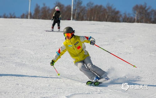 今冬滑雪场陆续 开板 全国十大热门滑雪场雪质预报出炉