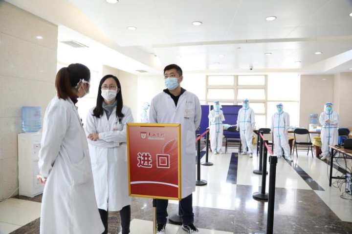 上海各大医疗机构今开展全院全员核酸检测工作 