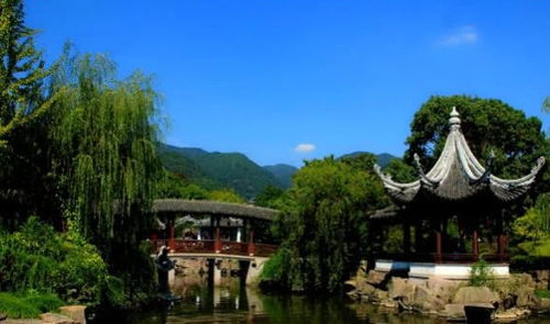 三个浙江很出名的地方,非常适合夏天去游玩,来看看是哪三个吧