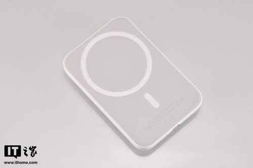 苹果 MagSafe 外接电池轻体验 让 iPhone 12 系列用户更从容 