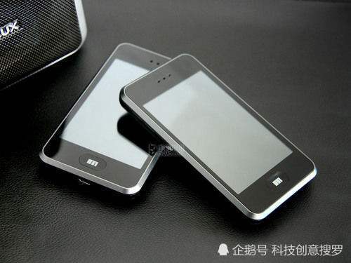 中国第一部智能手机出现在2009年,可以说是国人的骄傲 