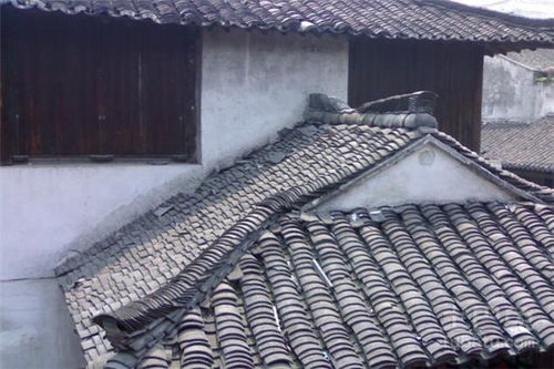 屋顶漏水怎么处理