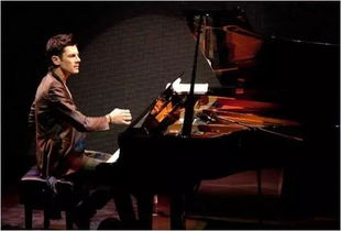 为中国乐迷量身制作钢琴曲 6月1日马克西姆与你相约世博广场