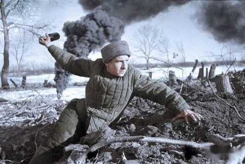 颤抖吧 这是伟大的红军在战斗 二战苏联红军战斗瞬间旧影 