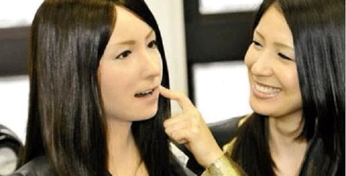 日本美女机器人, 去掉 衣服和硅胶是什么样子