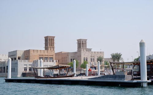 迪拜在发现石油前是一个小渔村,坐船只要1块钱,游遍全城