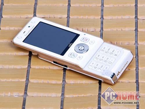 3G滑盖音乐手机 索尼爱立信W910低价