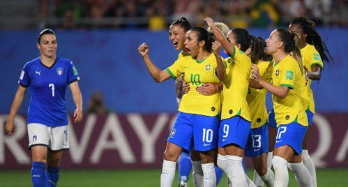 奥运女足,巴西女足大战荷兰女足,看好荷兰女足4比2战胜巴西
