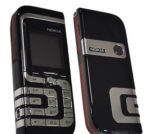 诺基亚手机2003年(2002年诺基亚手机)