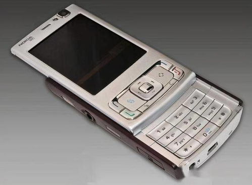 诺基亚N95重现 80后的消费者是否会为 爷青回 买单吗