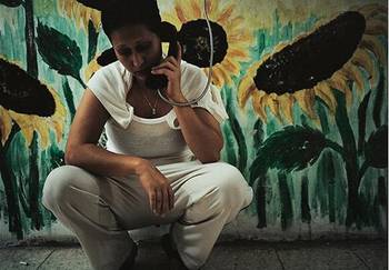 以色列女子监狱里的生活 铁窗背后的女囚迷失在孤独深渊