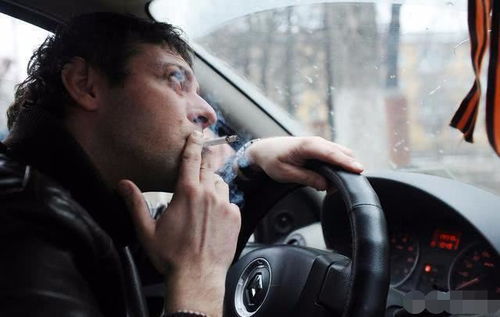 车内不能抽烟却配有点烟器,你真拿来点烟吗 内行人有妙用 