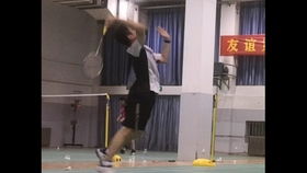 羽毛球业余女双比赛,高清低视角羽毛球视频分享