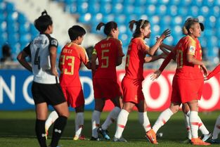 中国女足4 0泰国取得亚洲杯开门红,只是对方球员看上去怪吓人的 