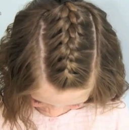 10岁一12岁儿童发型编辫子7一8岁编头发女简单(简单好看的发型小孩子女孩10~12岁编发)