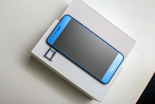 这部手机是华为今年设计的最美手机,秒杀三星索尼苹果魅蓝小米