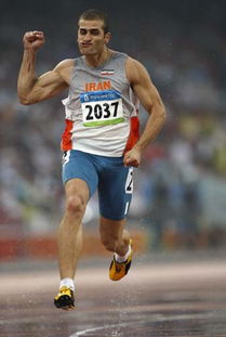 十项全能100米赛况 伊朗运动员满意自己成绩
