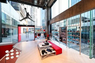 李宁6100万美元投资私募基金 耐克首推儿童鞋订阅服务 Jordan把店开到乔丹总部