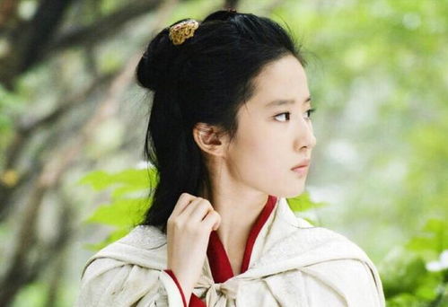 央视认定刘亦菲为中国女演员(刘亦菲和杨幂谁咖位大)