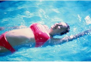 孕妇可以游泳吗 怀孕中期是非常好的锻炼方式