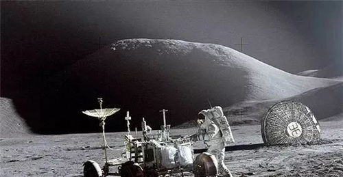 月球背面有什么 霍金曾多次警告人类不要登月或因外星人